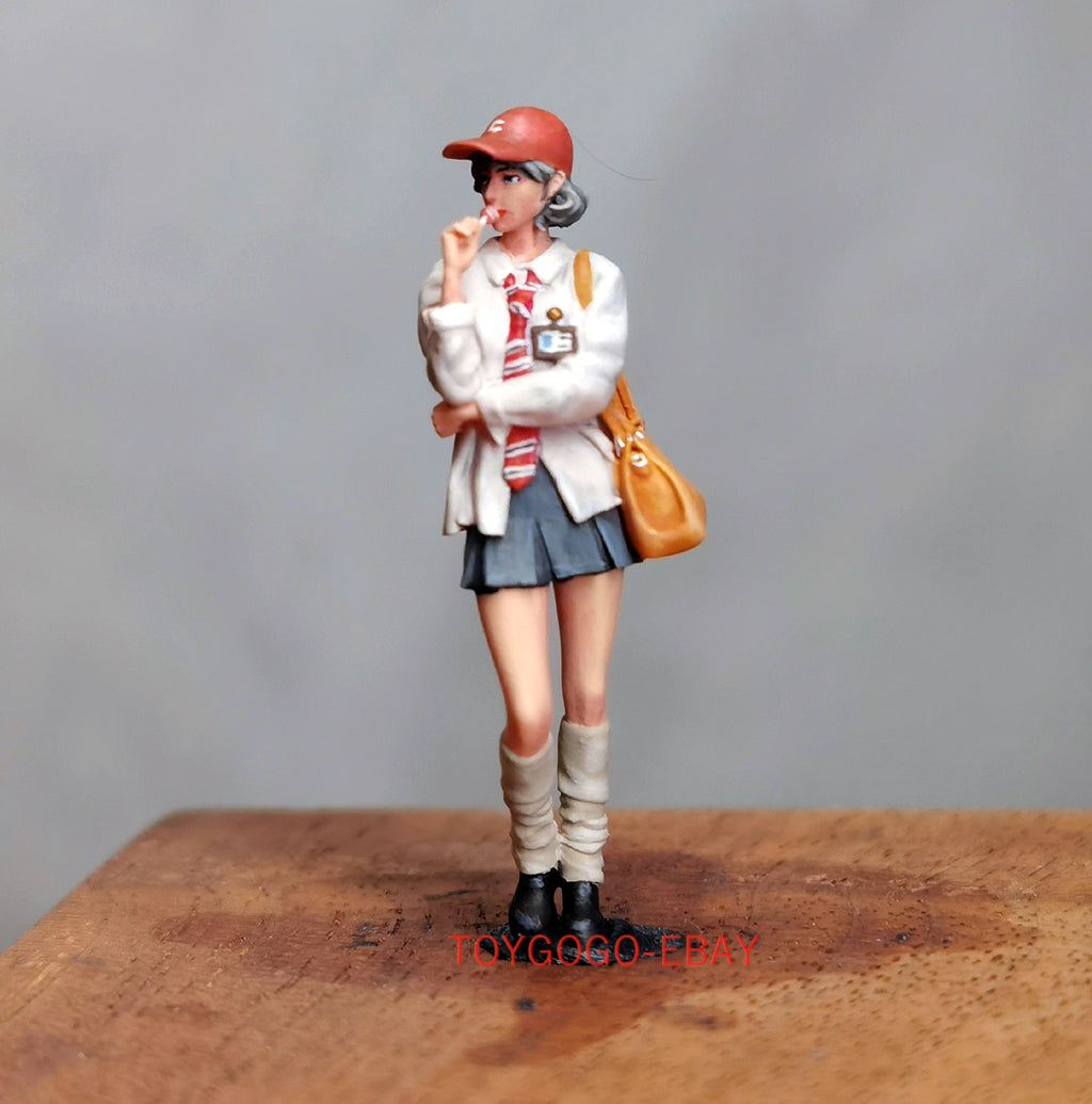 MINIATAURE 1/64 artist's model fashion girl Fit 1:64 CAR street stand Diorama
