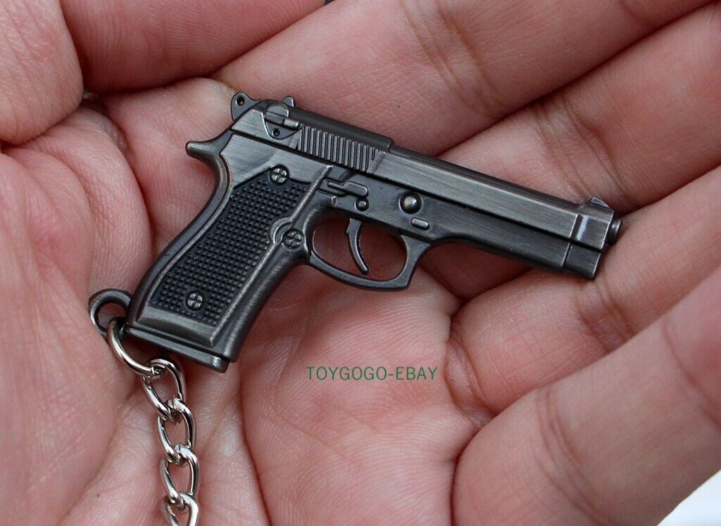 mini gun Desert Eagle Semi-automatic pistol full metal keychain toy gift 5cm