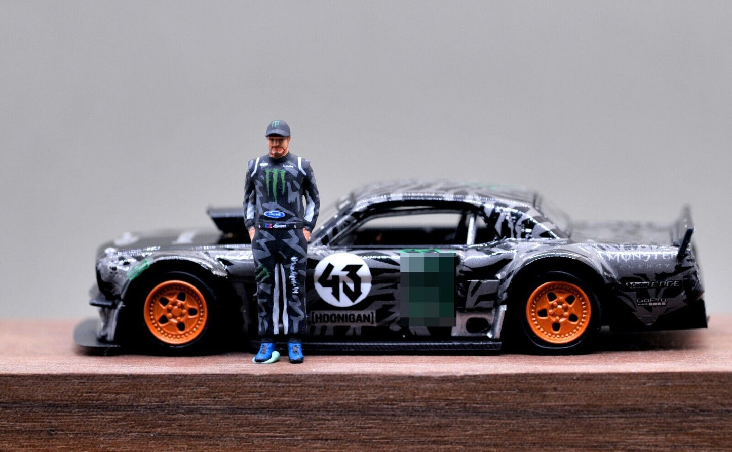 1/43 1/64 figure Legendary racing driver ken fit 1:64 car Diorama
