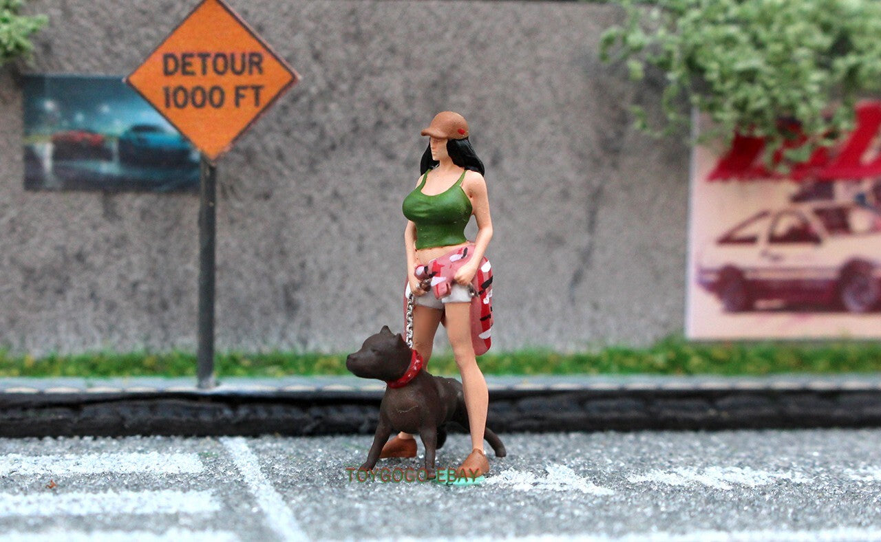 Exquisite 1/64 Miniature figure cool Lady with Her Adorable Dog diorama
