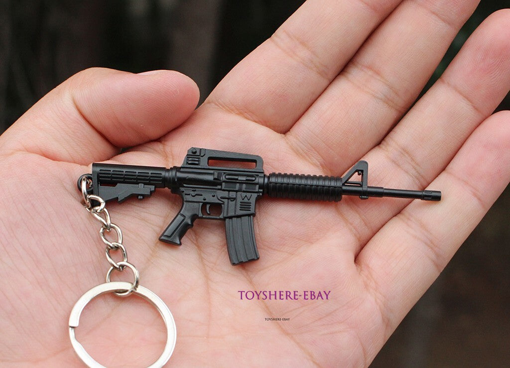 mini gun M4A1 carbine metal keychain toy gift 9cm 1/10