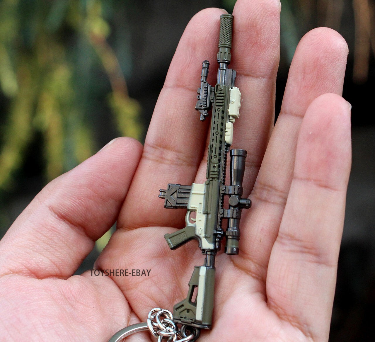 mini gun BIOHAZHARD 8 village SA110 sniper metal keychain toy gift 12cm 1:12