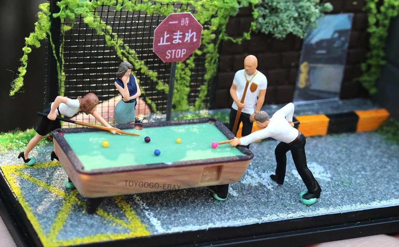 3D Print 1/64 figures sexy show girl cool Billiards party fit 1:64 car STREET