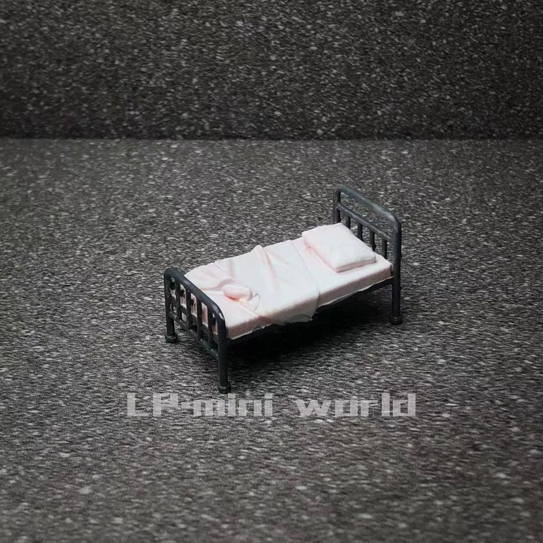 1/64 figure pretty gril nurse silent hill hospital diorama fit 1:64 car street