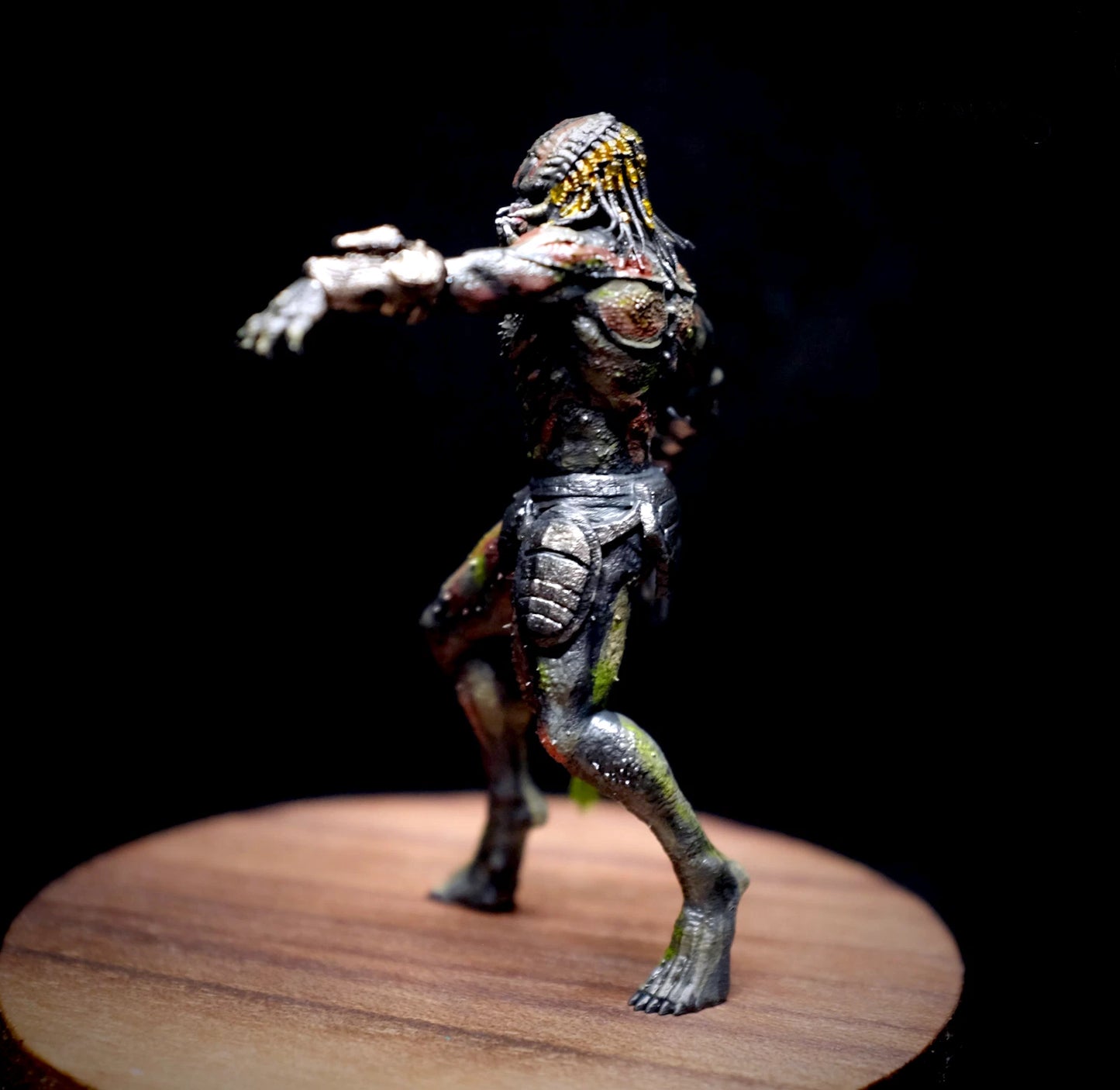 3D PRINT 1/64 alien soldier Science fiction film fit 1:64 car street stand