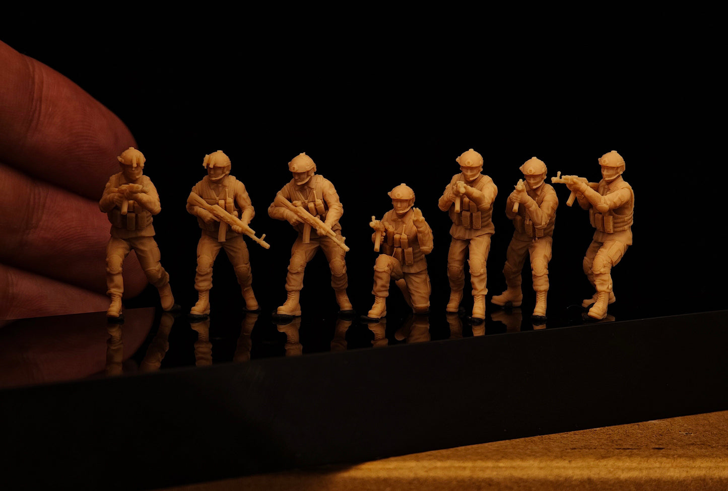 TOY 1/87 1/72 1/48 DPRK-Russian Joint Forces Modern Military Figure Set Ukraine War