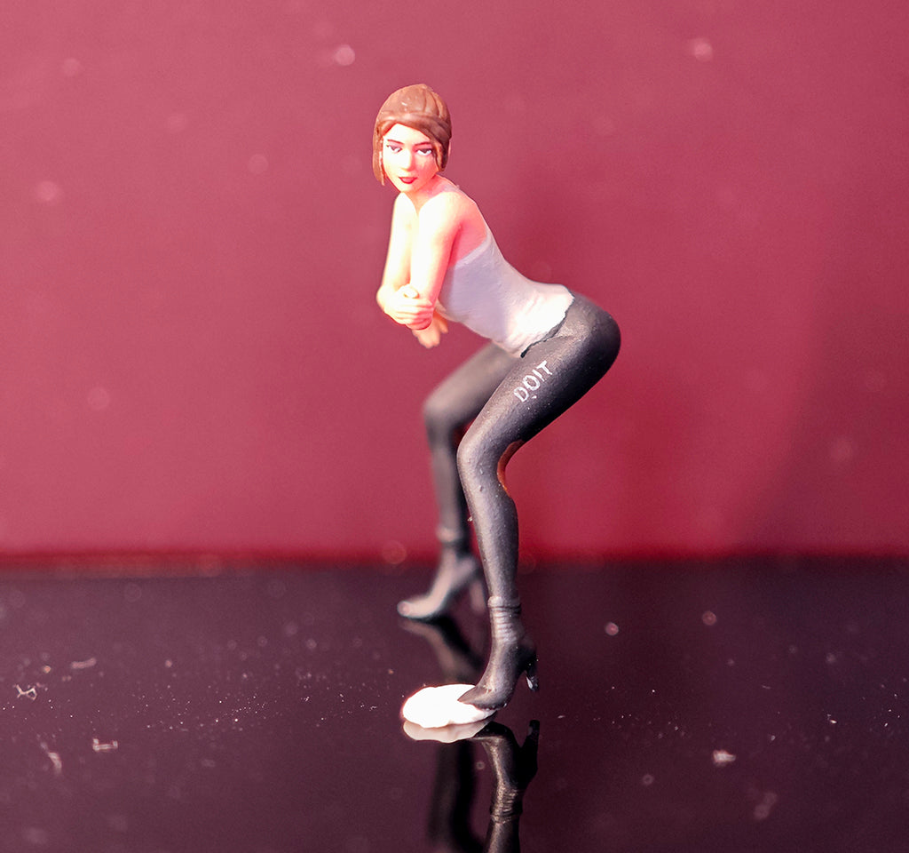 MINIATAURE 11/64 Scale Cool girl Biker Riding Motorcycle Mini Figure Model