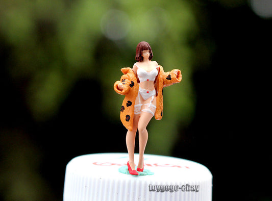 figure  1/64 sexy artist's model cute girl diorama  Fit 1:64 CAR street stand