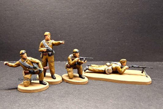 1/72 TANK 1:72 WW2 Russian paratroops soldiers  ZVEZDA toy totalwar