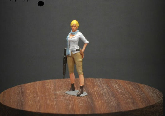 3D print 1/64 Biohazard Evil girl Sherry  figure zombie  diorama Hand painted