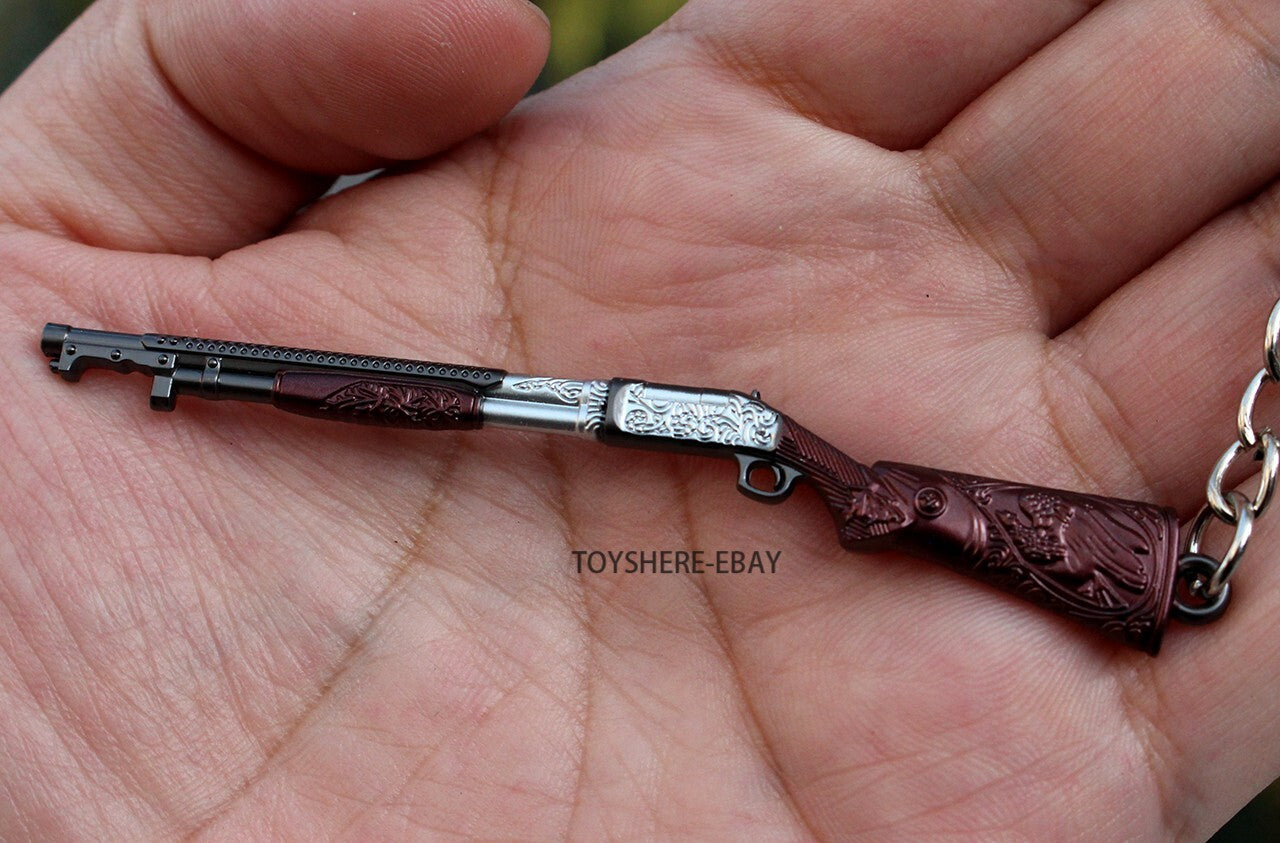 mini  gun BIOHAZHARD 8 village M1897 shotgun metal keychain toy gift  12cm 1:12