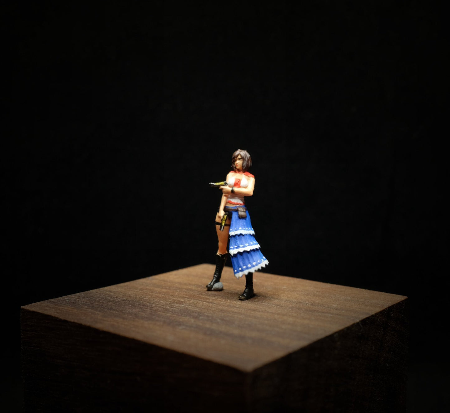 1/43 1/64 figure COOL girl Chun-Li fighter CG GIRL Tifa   fit 1:64 car Diorama