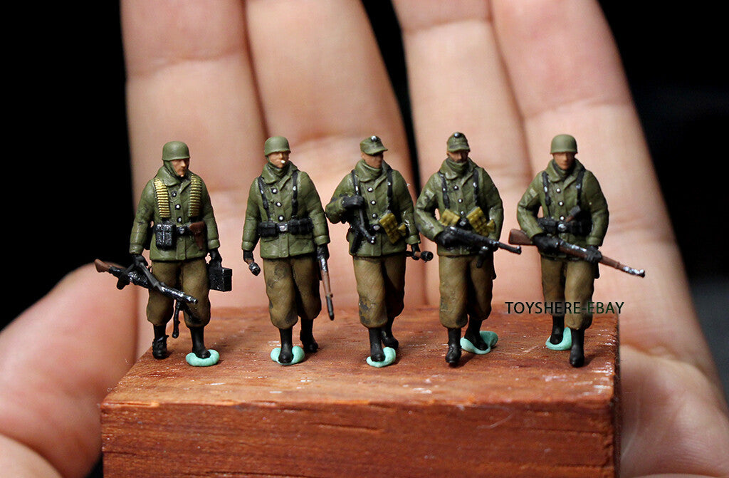 WW2 1/72 tank 1:72 German Defense Forces Assault Team Battlefield5 Diorama