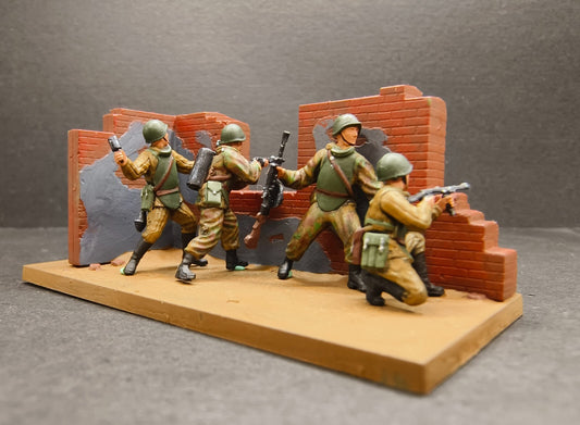 WW2 1/72 TANK 1:72 Russian infantry soldier Chechen War ZVEZDA Diorama toy