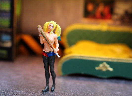3D PRINT 1/64 sexy Harleen Quinzel clown Adventures fit 1:64 car street