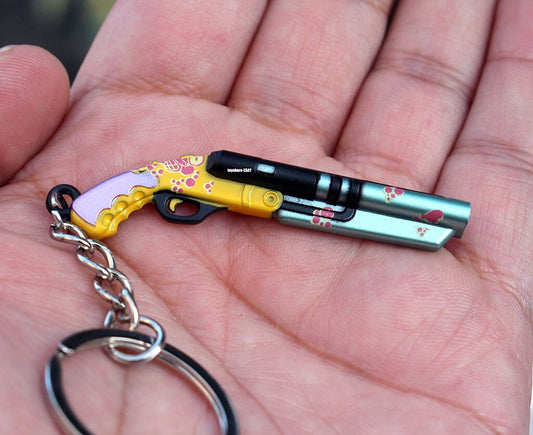 mini  gun shotgun BIOHAZHARD weapon metal  keychain toy gift 5cm