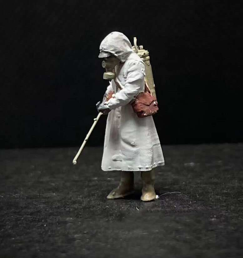 Chernobyl 3D PRINT 1/64 Biochemical soldier nuclear radiation fit 1:64 CAR
