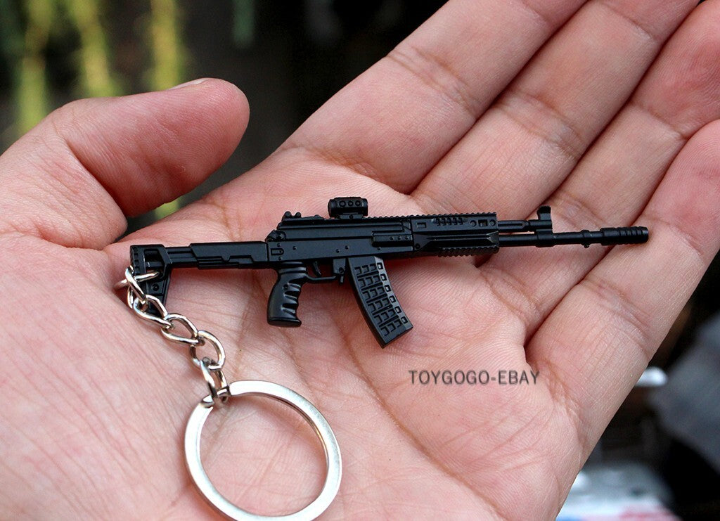 mini  gun  AK308 Assault Rifle full metal  keychain toy gift  9cm 1:10