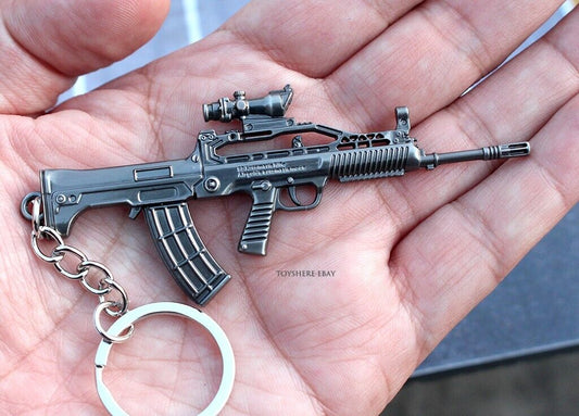 Mini  gun  QBZ95 95 Automatic Rifle full metal  keychain toy gift  8cm