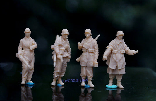 1/72 1:48 FIGURE WWII German Soldiers Post War Leisure Scene Smoking Chatting