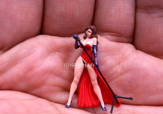 MINIATURE 1/64 sexy girl Singer fit 1:64 car street stand diorama IN STOCK