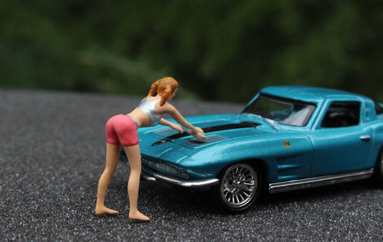 TOY 1/64 people sexy girl Car Wash figure diorama for 1:64 car mini sand