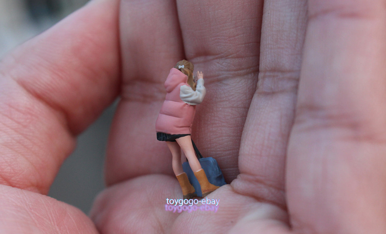 MINIATURE 1/64 FIGURE YOUR LOVELY GIRL FRIEND DIORAMA