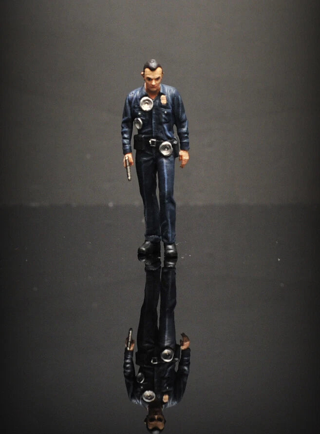 1/87 TOY T800 robot  terminator  diorama Miniatures world Figures Model For Car