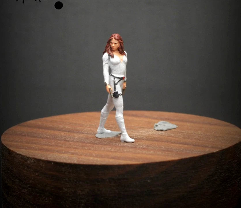 1/64 1/43 people  Sexy Girl White Widow 3D Print  fit 1:64 car street
