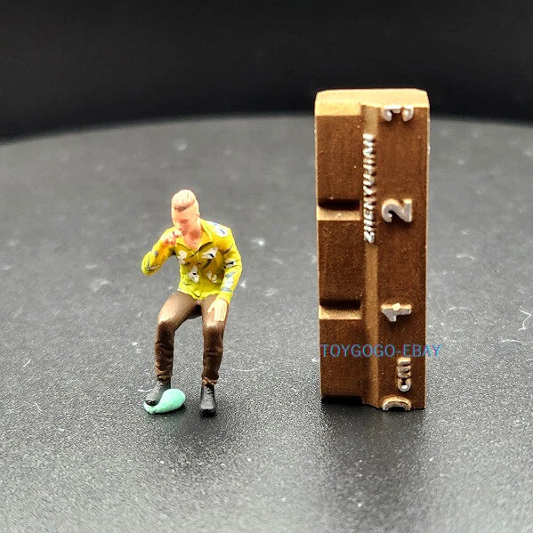 3D Print 1/64 figures chess chip blackjack table with light  fit Diorama